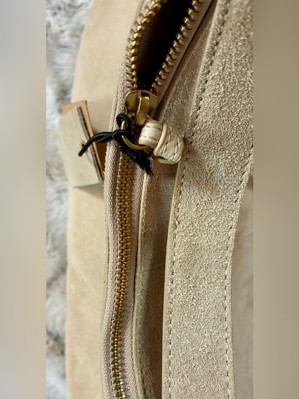 Margot Gabi Maxi Hobo - Cream/Beige Suede - NWT - Picture 6 of 10
